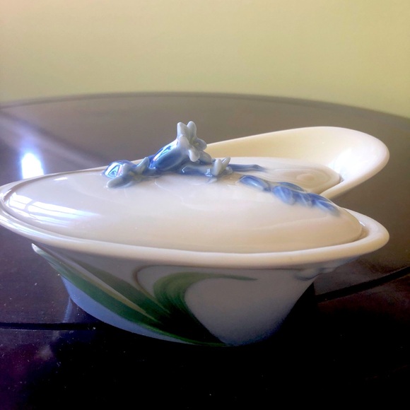 Rare “Franz” Porcelain Covered Dish -  Bluebells Design - Picture 8 of 8